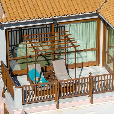 Sea Rock Apartment Αγία Ευφημία Εξωτερικό φωτογραφία