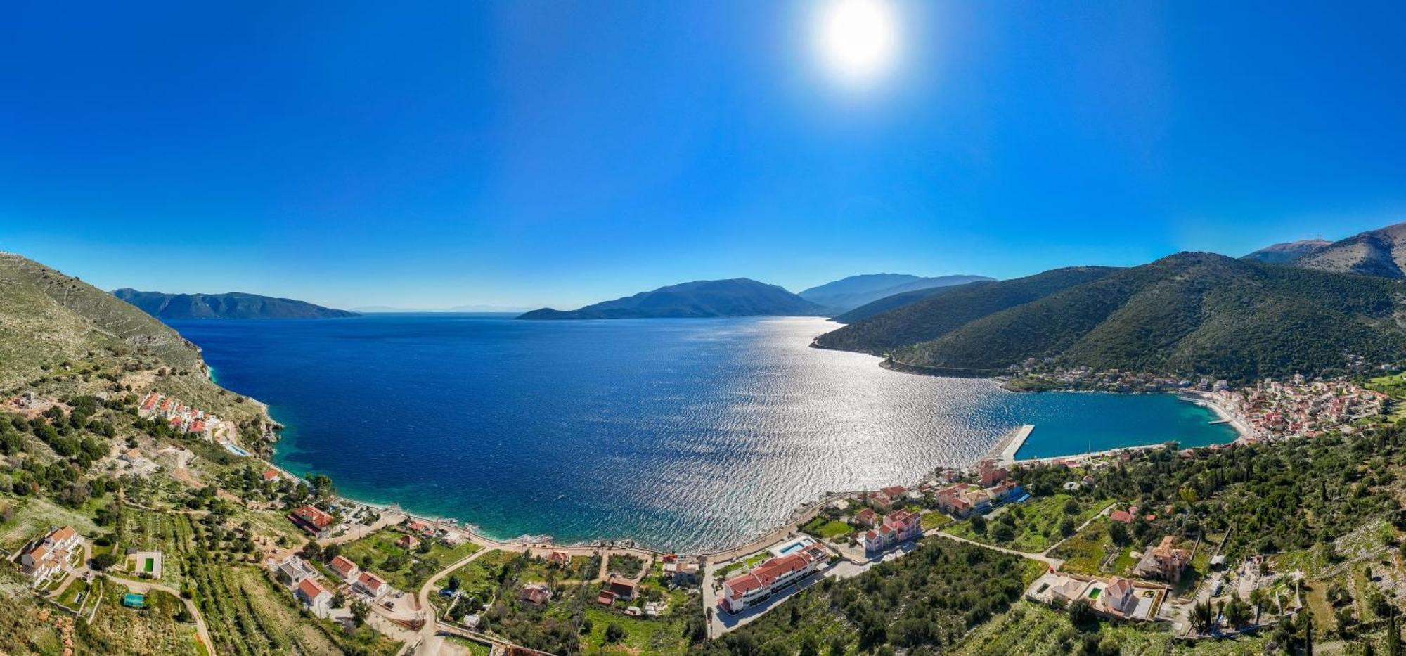 Sea Rock Apartment Αγία Ευφημία Εξωτερικό φωτογραφία