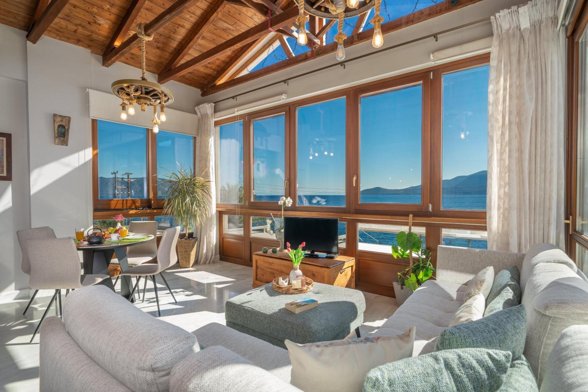 Sea Rock Apartment Αγία Ευφημία Εξωτερικό φωτογραφία